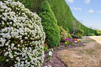 Welcome to this beautifully maintained patio home in the - photo 38