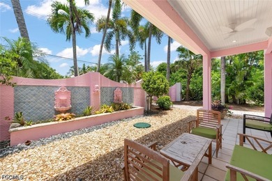 Welcome to your private island retreat on Captiva Island, where - photo 3