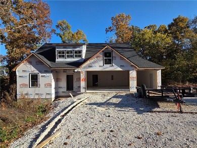 Lake Loch Lomond Home For Sale in Bella Vista Arkansas