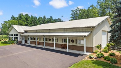Discover a one-of-a-kind Sauk County Barndominium offering over - photo 4