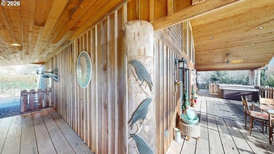 Eclectic style meets original design in this coastal retreat - photo 3