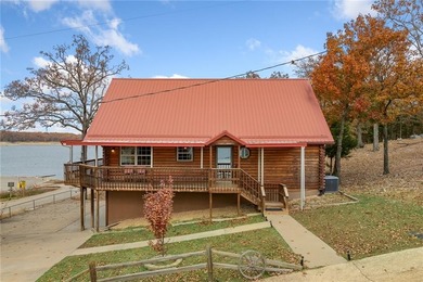 Lake Home For Sale in Diamond City, Arkansas