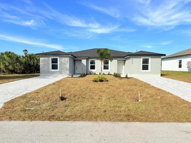 Port Charlotte Waterway Area Townhome/Townhouse For Sale in Port Charlotte Florida