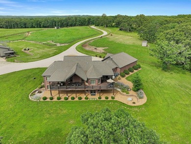 Welcome to an exceptional 125+/- acre luxury estate in the - photo 3