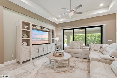 Rare opportunity to own a better than new 3CAR GARAGE pool home - photo 6