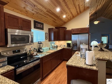 Looking for that optimal full-time home or weekend retreat? This - photo 15