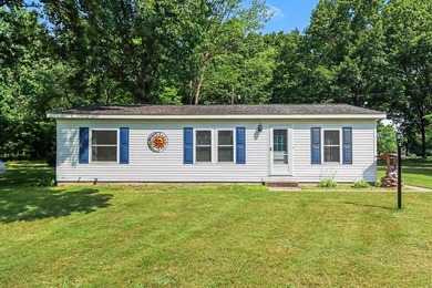 Move-in ready peace and tranquility await you! Situated on a - photo 16