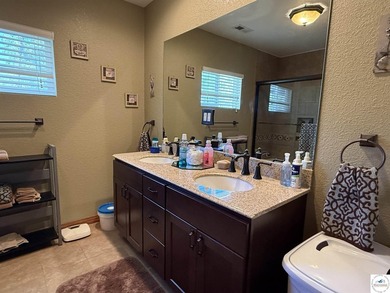 Looking for that optimal full-time home or weekend retreat? This - photo 20
