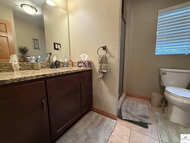 Looking for that optimal full-time home or weekend retreat? This - photo 23