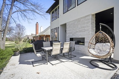 Welcome to 4212 Greenbrair, modern two-story home located in the - photo 42