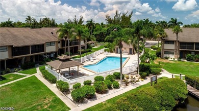 Welcome to this beautifully maintained 2-bedroom, 2-bathroom - photo 10