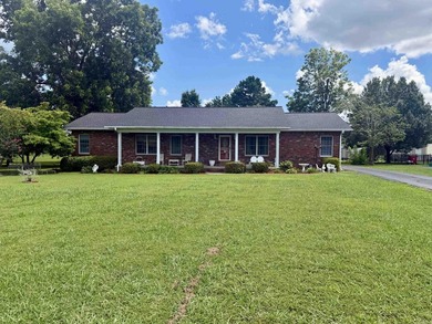 Beautiful Brick Home in Cave City, Arkansas | Prime Location & - photo 1