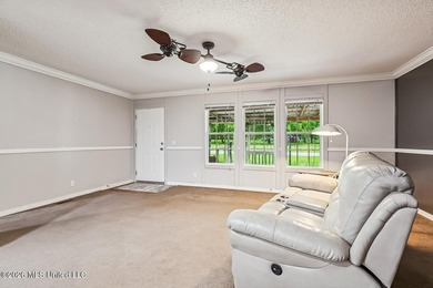 Discover your peaceful country retreat, conveniently located - photo 7