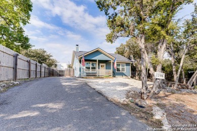 Lake Home For Sale in Canyon Lake, Texas