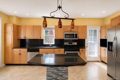 Opportunity awaits at 227 Calhoun Avenue in Throgs Neck! This - photo 2