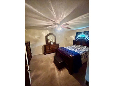 Welcome home to this beautifully maintained all-brick, 4-bedroom - photo 14