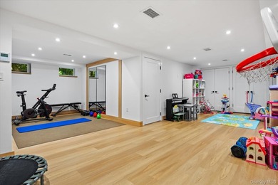 Situated down a long private driveway and set on a magnificent - photo 23