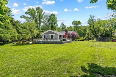 Situated down a long private driveway and set on a magnificent - photo 28