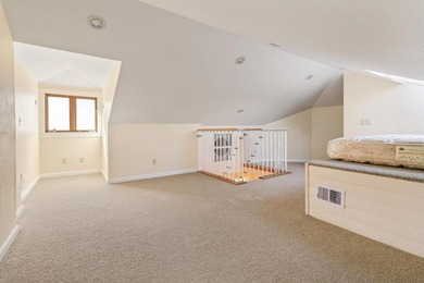 SINGLE LEVEL HOME. LOTS of usable Land to add ADU, Accessory - photo 36