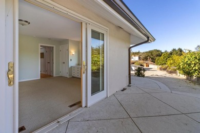 SINGLE LEVEL HOME. LOTS of usable Land to add ADU, Accessory - photo 38