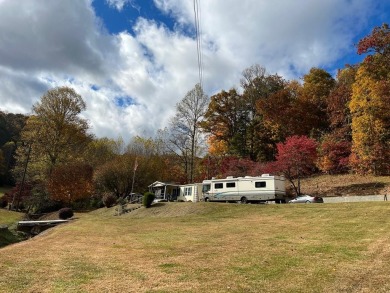 Lake Home Off Market in Bryson City, North Carolina