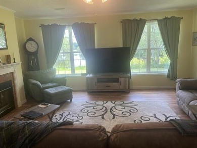 Well Maintained One Owner Custom Built Brick Home. Located Just - photo 11