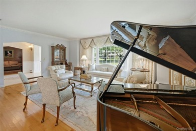 This absolutely stunning, updated Colonial offers timeless - photo 12