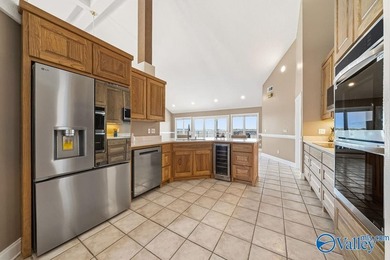 Luxury Weiss Lake waterfront estate offering 5,618 heated sq ft - photo 18
