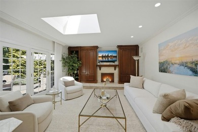 This absolutely stunning, updated Colonial offers timeless - photo 25