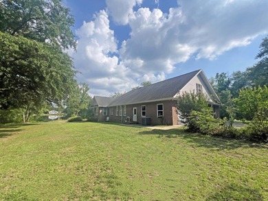 Well Maintained One Owner Custom Built Brick Home. Located Just - photo 38