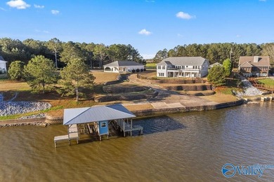 Luxury Weiss Lake waterfront estate offering 5,618 heated sq ft - photo 43