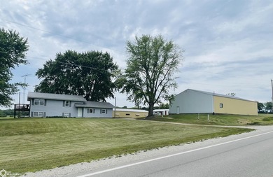 (private lake, pond, creek) Home For Sale in Oskaloosa Iowa