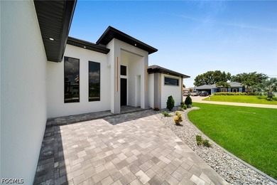 Experience luxury, comfort, and thoughtful design in this - photo 3