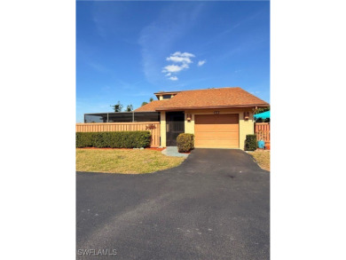 Lake Home For Sale in Fort Myers, Florida