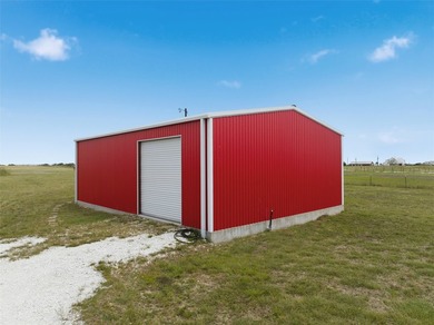 Escape to peaceful country living with this stunning 2,106 sq ft - photo 22