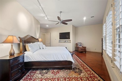 Beautiful rooftop views, abundancy of living space, excellent