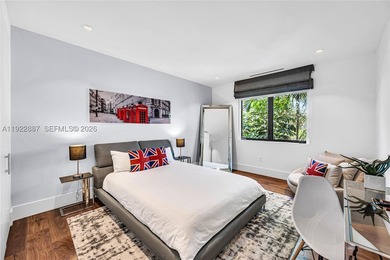 Turn-key, fully furnished, and behind the gates of North Bay - photo 35
