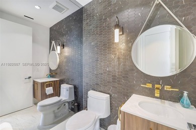 Turn-key, fully furnished, and behind the gates of North Bay - photo 41