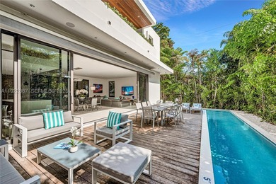 Turn-key, fully furnished, and behind the gates of North Bay - photo 43