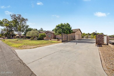 Resort-style estate on 0.82 acres in Gila Butte Estates -- no - photo 3