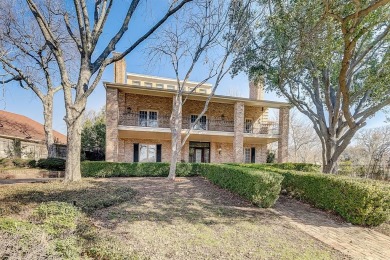 Lake Arlington Home For Sale in Arlington Texas