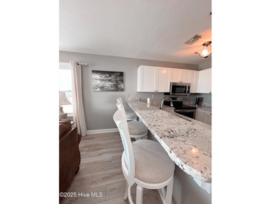 Renovated 1BR Oceanfront Condo. Step into vacation mode the