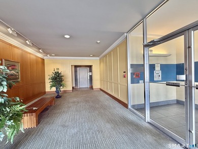 Downtown Living, Simplified & Smart: Turnkey Corner Condo at 140 - photo 18