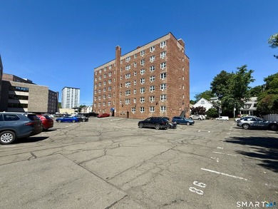 Downtown Living, Simplified & Smart: Turnkey Corner Condo at 140 - photo 20