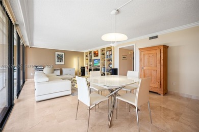 Highly desirable Yacht Harbour in the heart of Coconut Grove! - photo 8