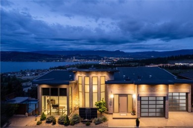 Bright lights. Big city views. This 4500 sq ft custom built - photo 2