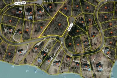 Lake Hickory Lot For Sale in Hickory North Carolina