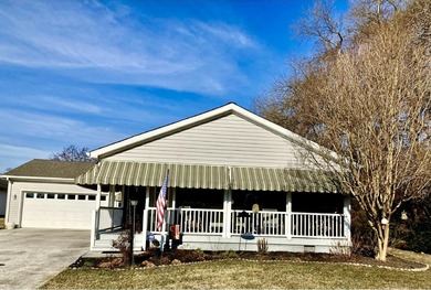 (private lake, pond, coastal) Home For Sale in Camden Delaware