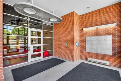 Contemporary, unique office condominium in the heart of vibrant - photo 8