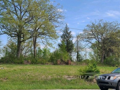 Commercial Property located in a high traffic area. 2 minutes to - photo 11
